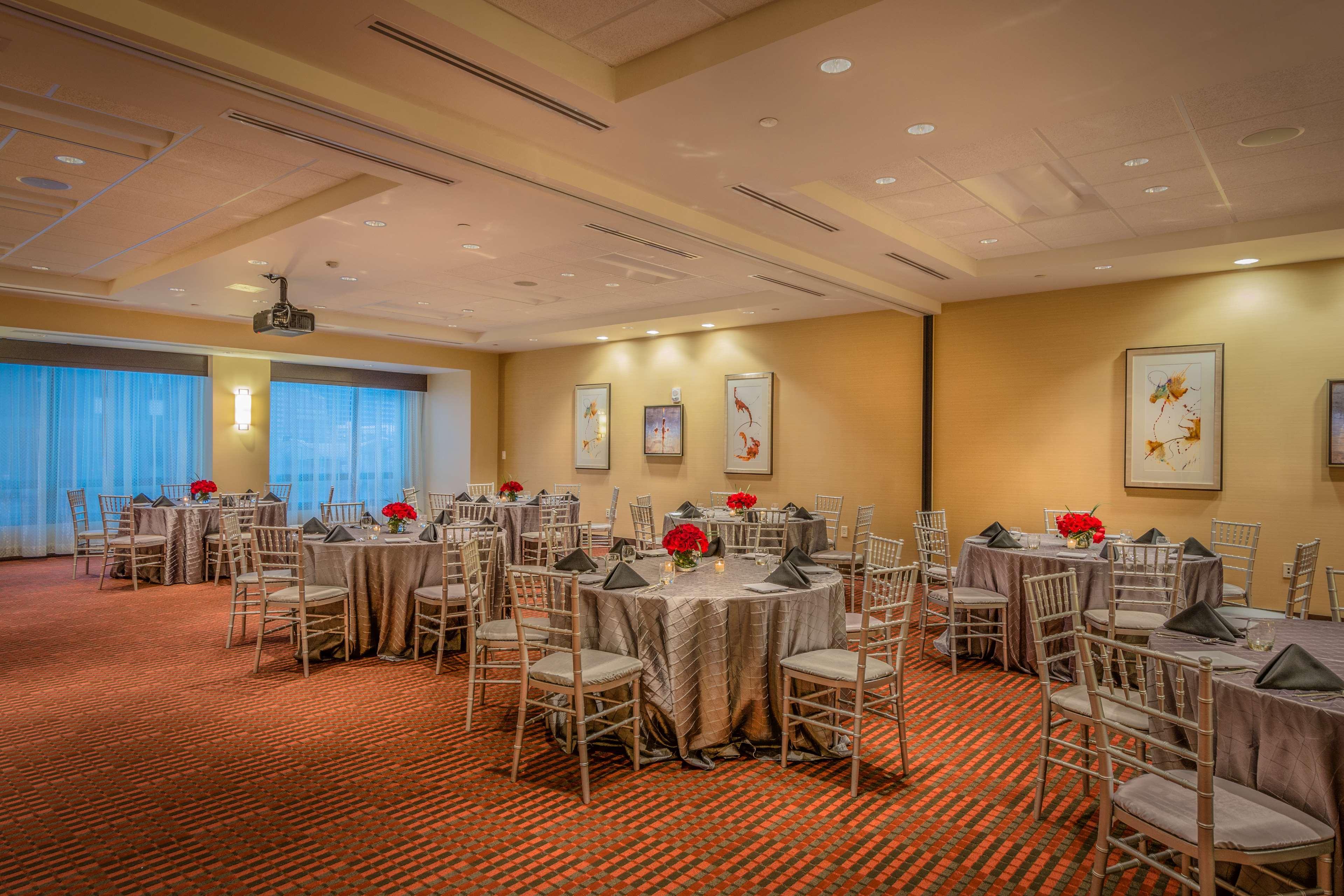 Hyatt Place Inner Harbor Hotel 3*