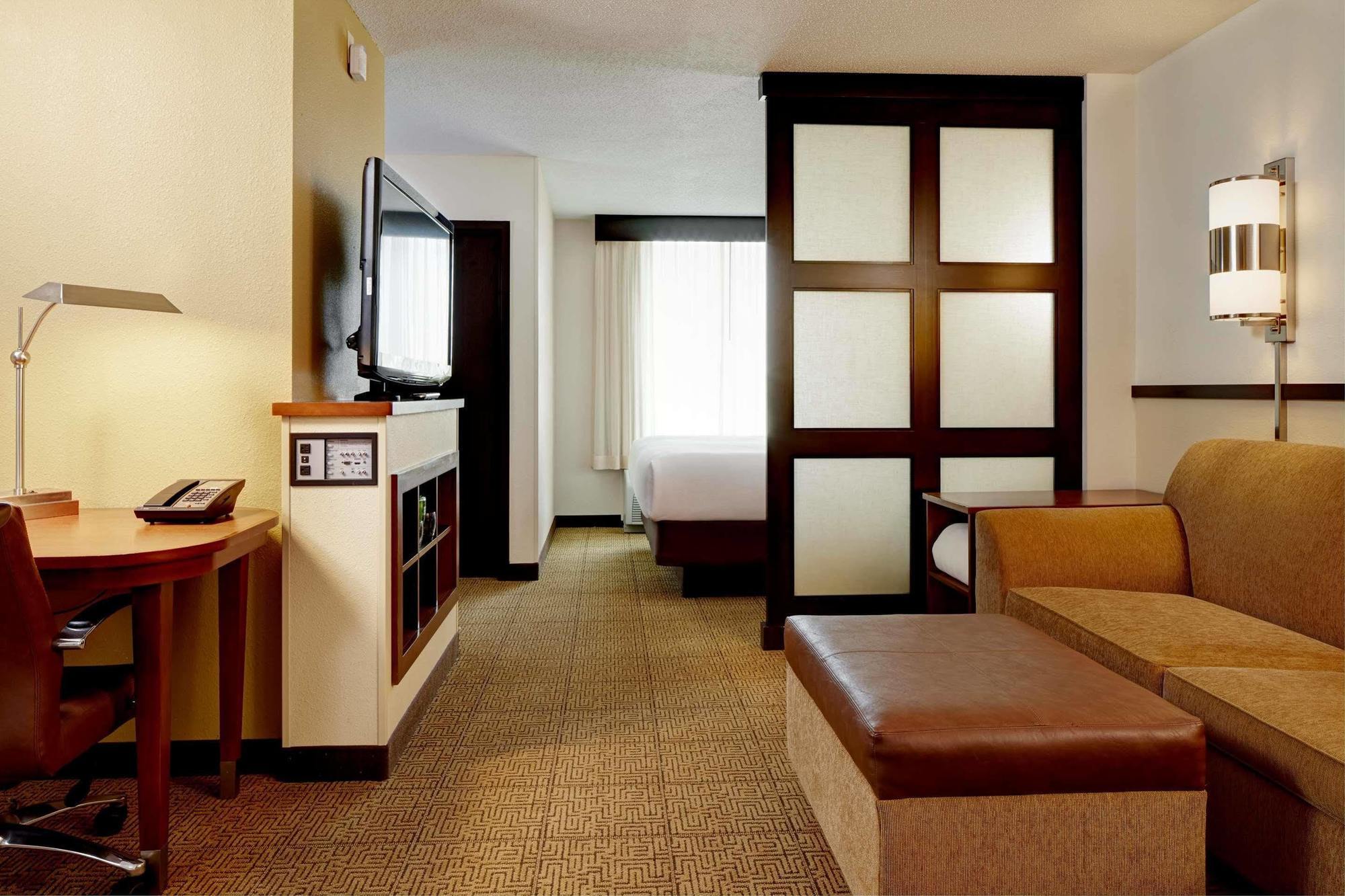 Hyatt Place Inner Harbor 3*