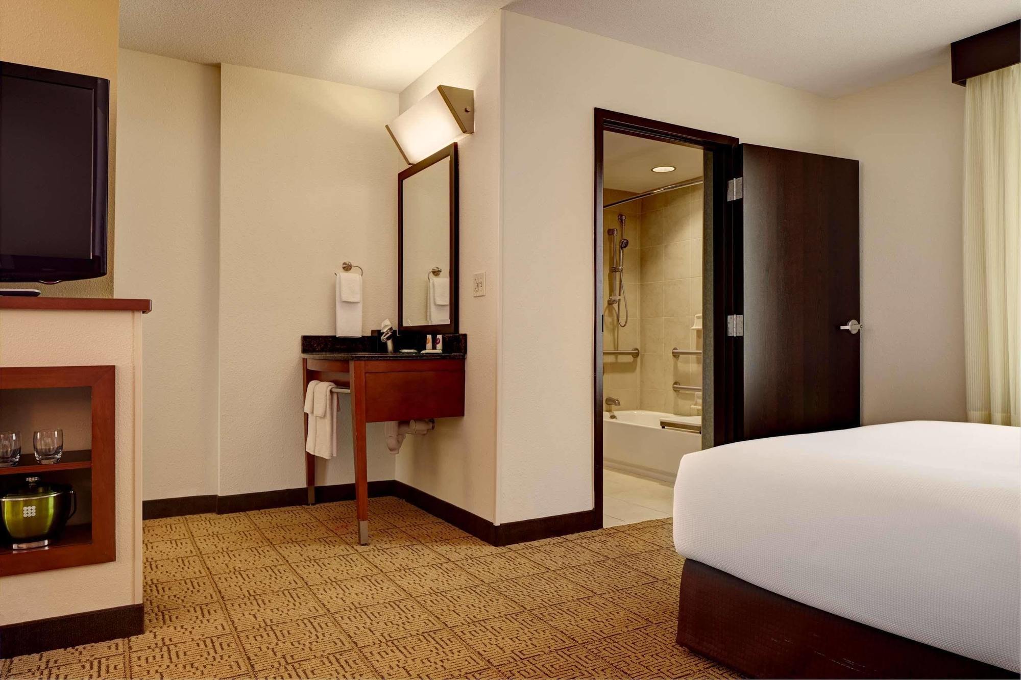 Hyatt Place Inner Harbor Hotel